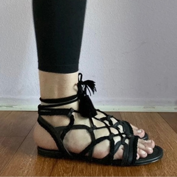 Bcbgeneration Black Gladiator Sandal Size 7 - Picture 3 of 10